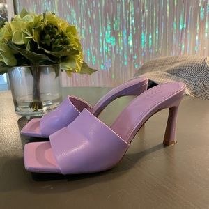 Square Toe Heel